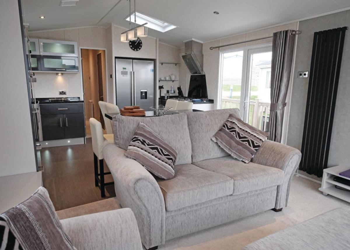 Piran Meadows Resort New Quay Buitenkant foto