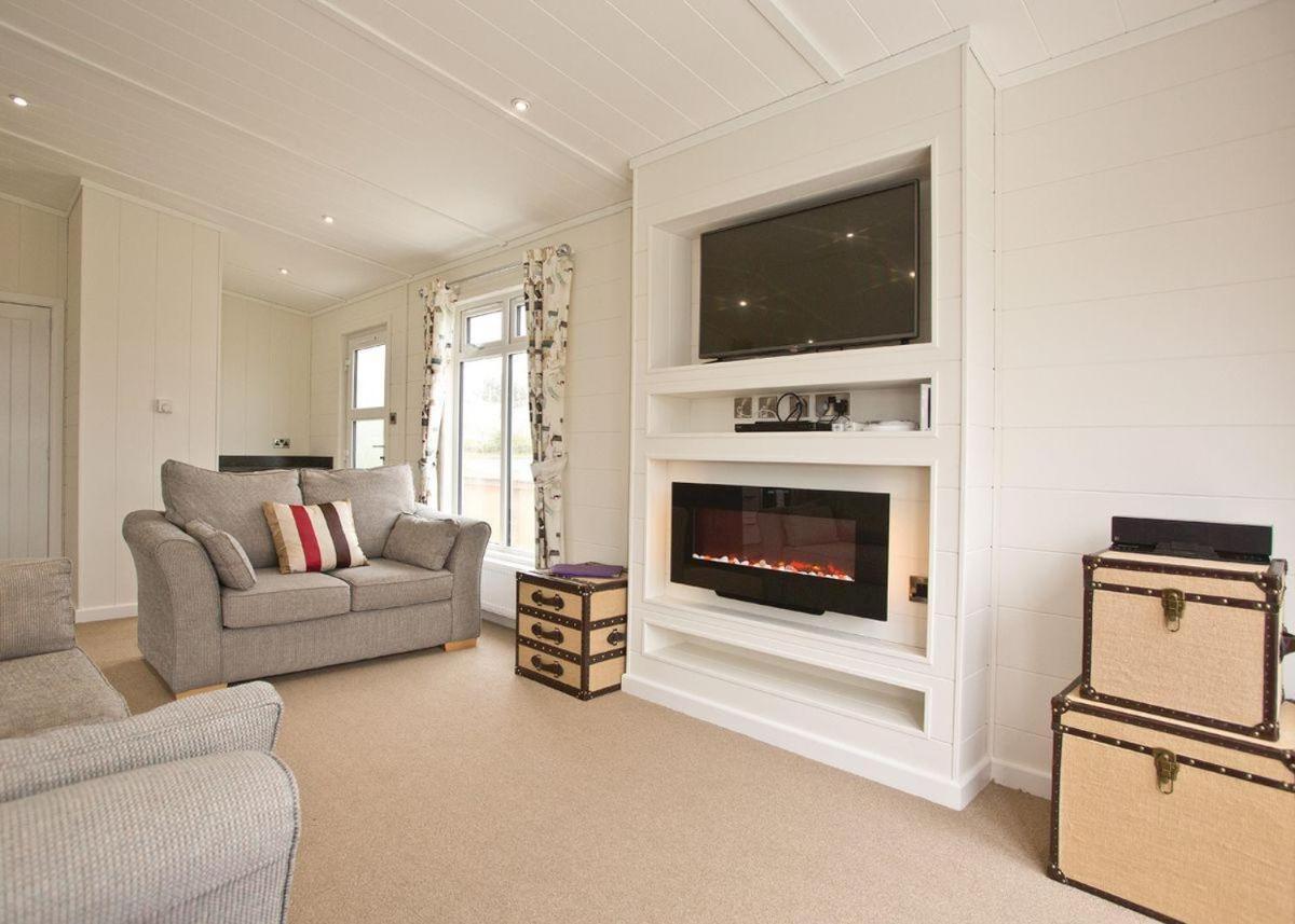 Piran Meadows Resort New Quay Buitenkant foto