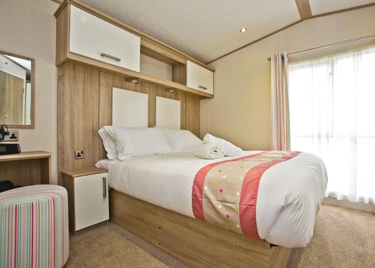 Piran Meadows Resort New Quay Buitenkant foto