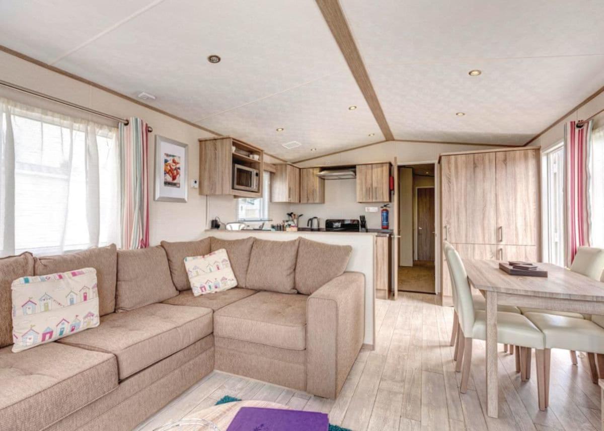 Piran Meadows Resort New Quay Buitenkant foto
