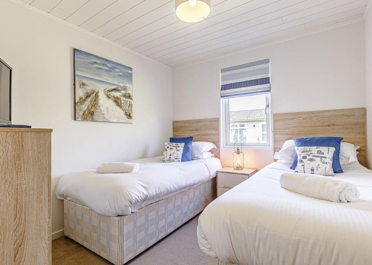 Piran Meadows Resort New Quay Buitenkant foto